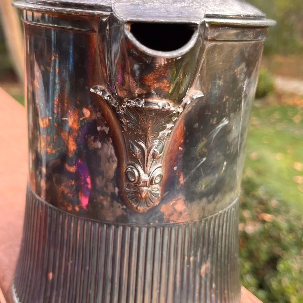 ANTIQUE ROGERS BROS MERIDEN B. COMPANY SILVERPLATE TEAPOT Pitcher